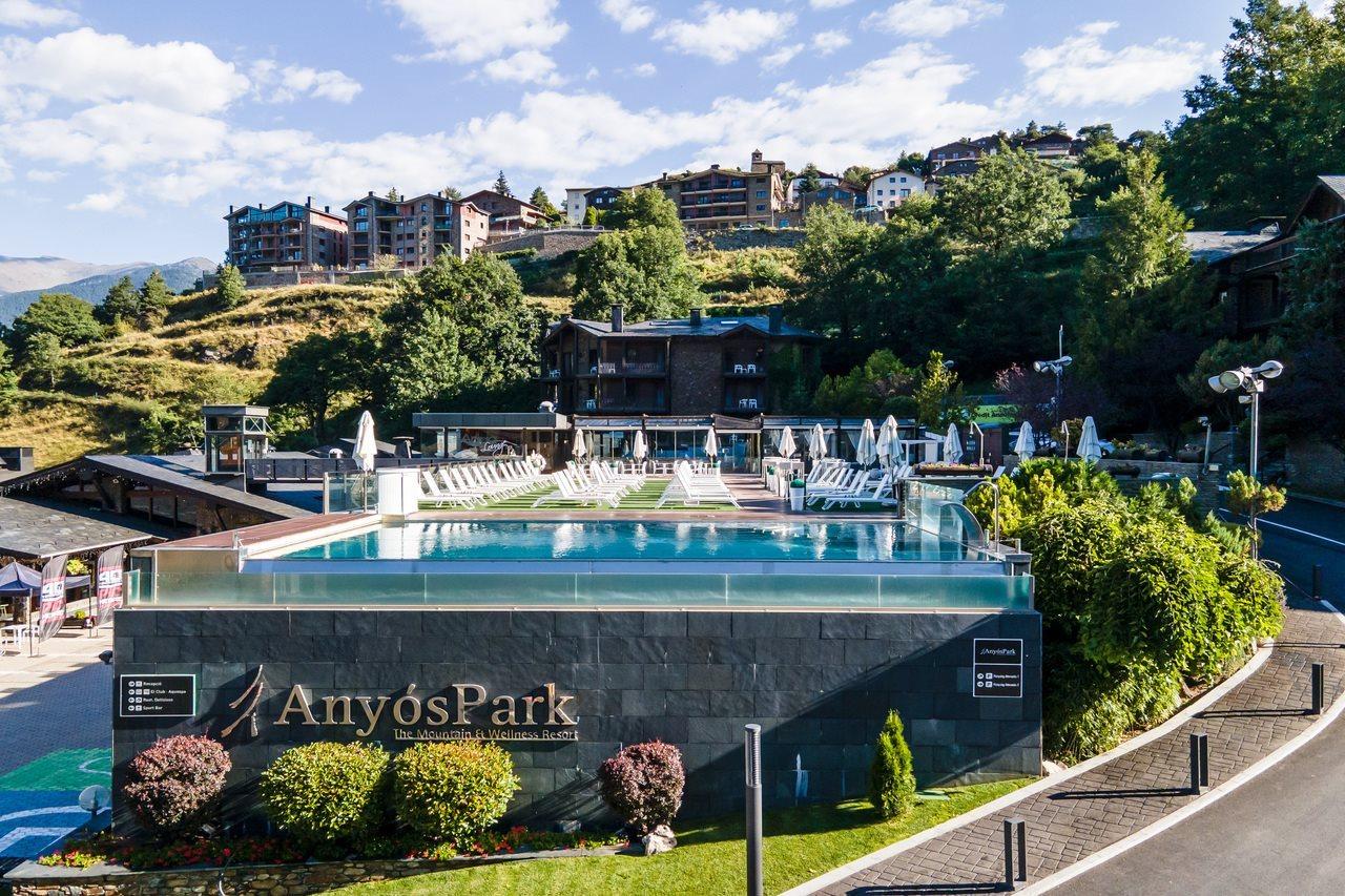 לה מאסנה Aparthotel Anyospark Mountain & Wellness Resort מראה חיצוני תמונה