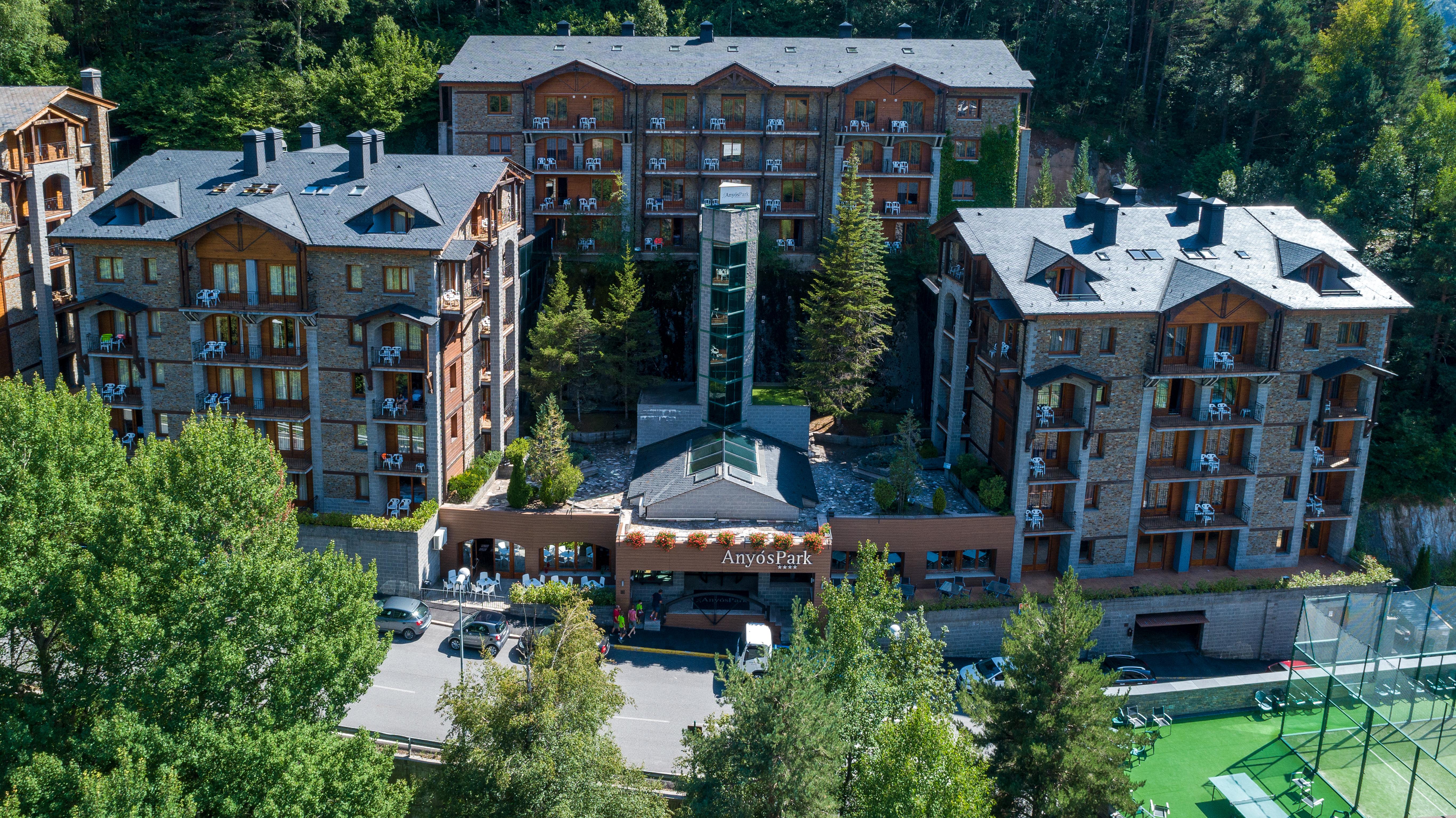 לה מאסנה Aparthotel Anyospark Mountain & Wellness Resort מראה חיצוני תמונה